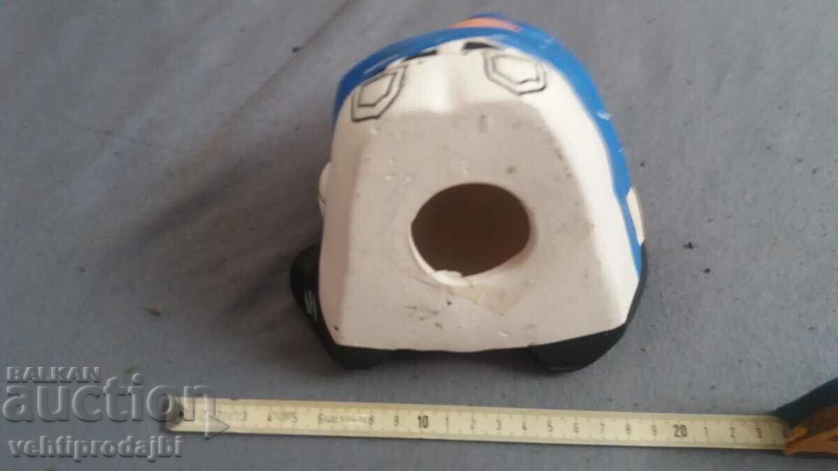 Delivery of Figure football Delivery of Figure football