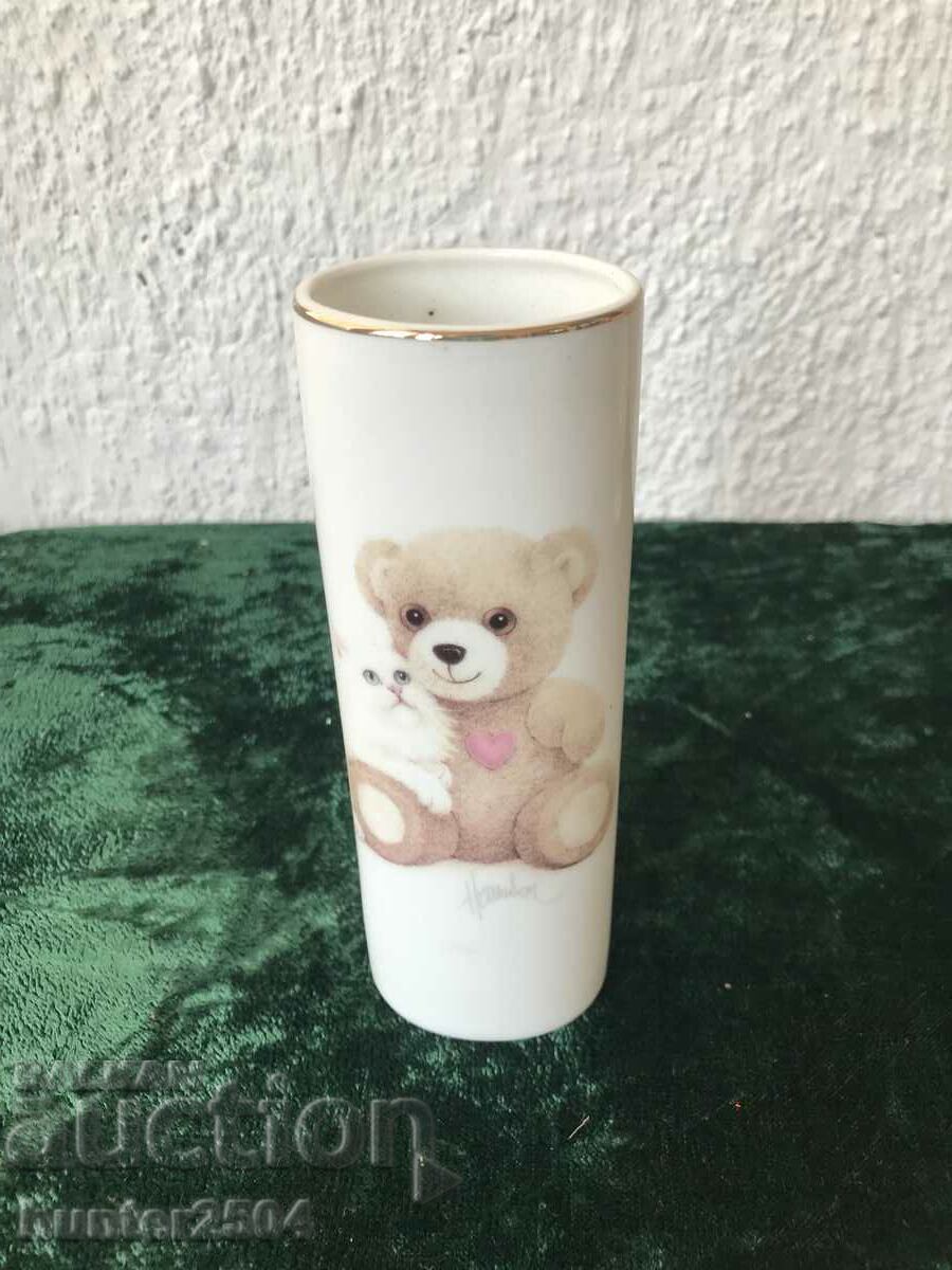 Porcelain vase, Japan, 16 cm