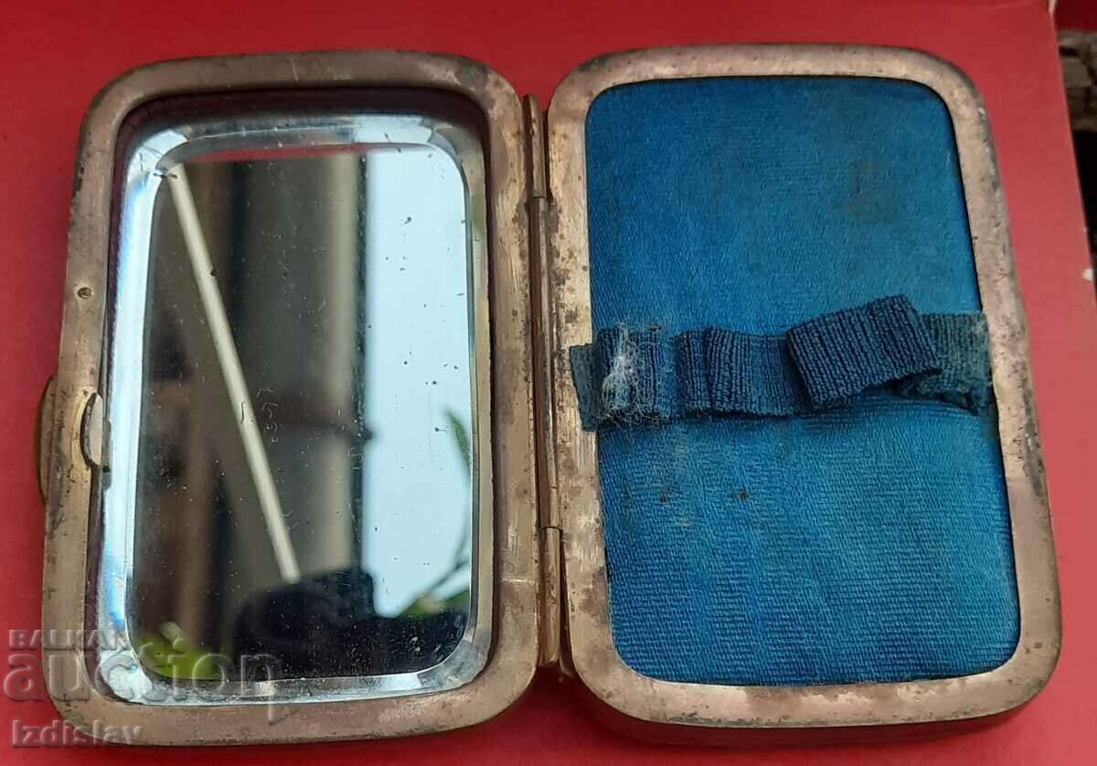 Auction Vintage French leather purse 1878 for Napoleons Auction Vintage French leather purse 1878 for Napoleons