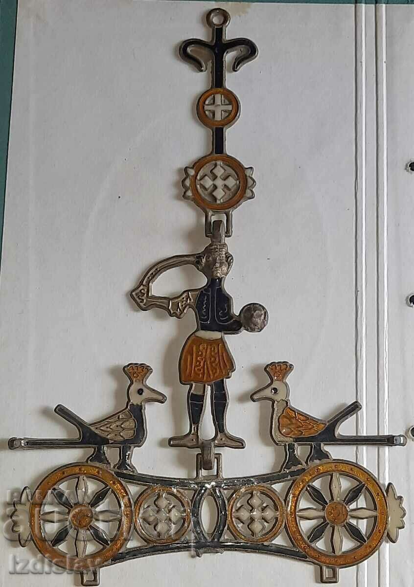 Auction Wall decoration brass and enamel. Auction Wall decoration brass and enamel.
