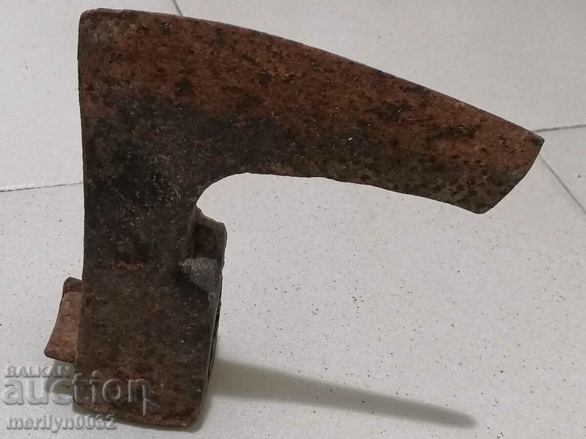 Old ax ax saber blade without sap with price 59.00 BGN | € 30.17 Old ax ax saber blade without sap with price 59.00 BGN | € 30.17