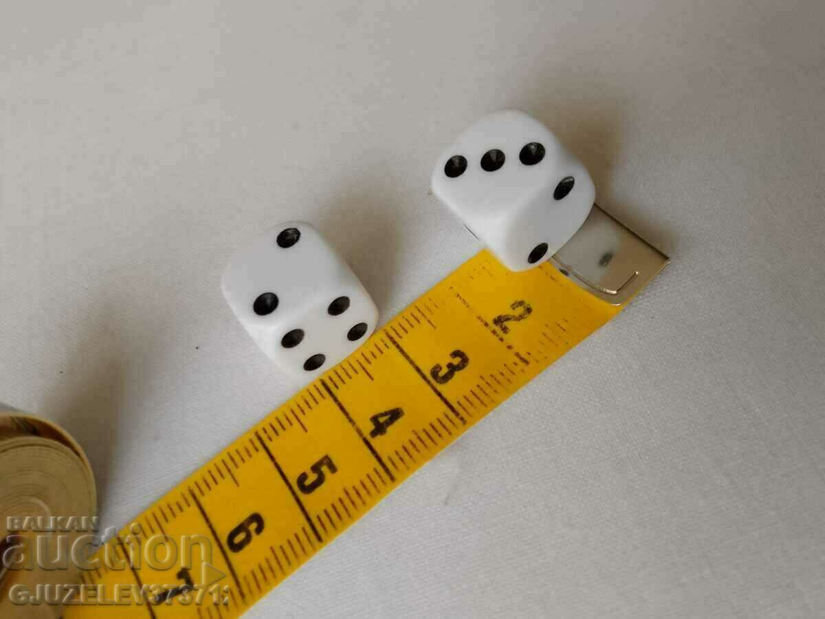 Bakelite dice with price 20.00 BGN | € 10.23 Bakelite dice with price 20.00 BGN | € 10.23