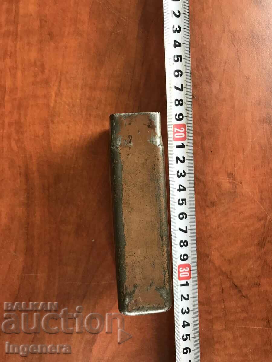 Auction  BOX BOX METAL