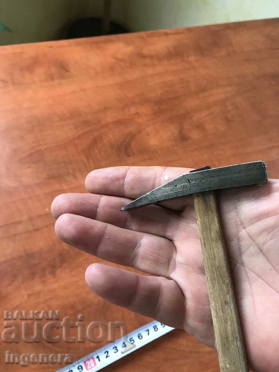 CIOOC CIOAN VECHI UNAL MIC JAMJIYSKI-50 GR. cu preț 15.00 BGN | € 7.67