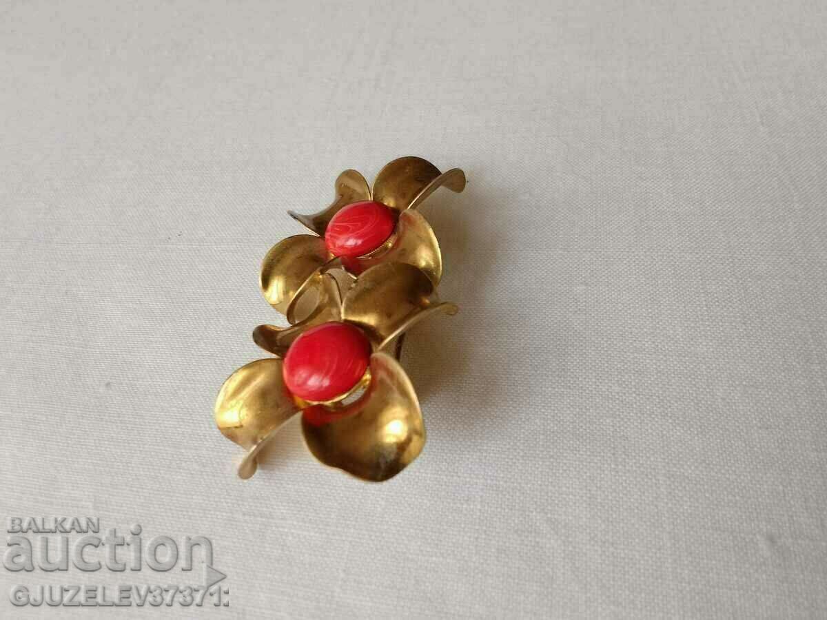 Old lady's brooch - 5 Old lady's brooch - 5