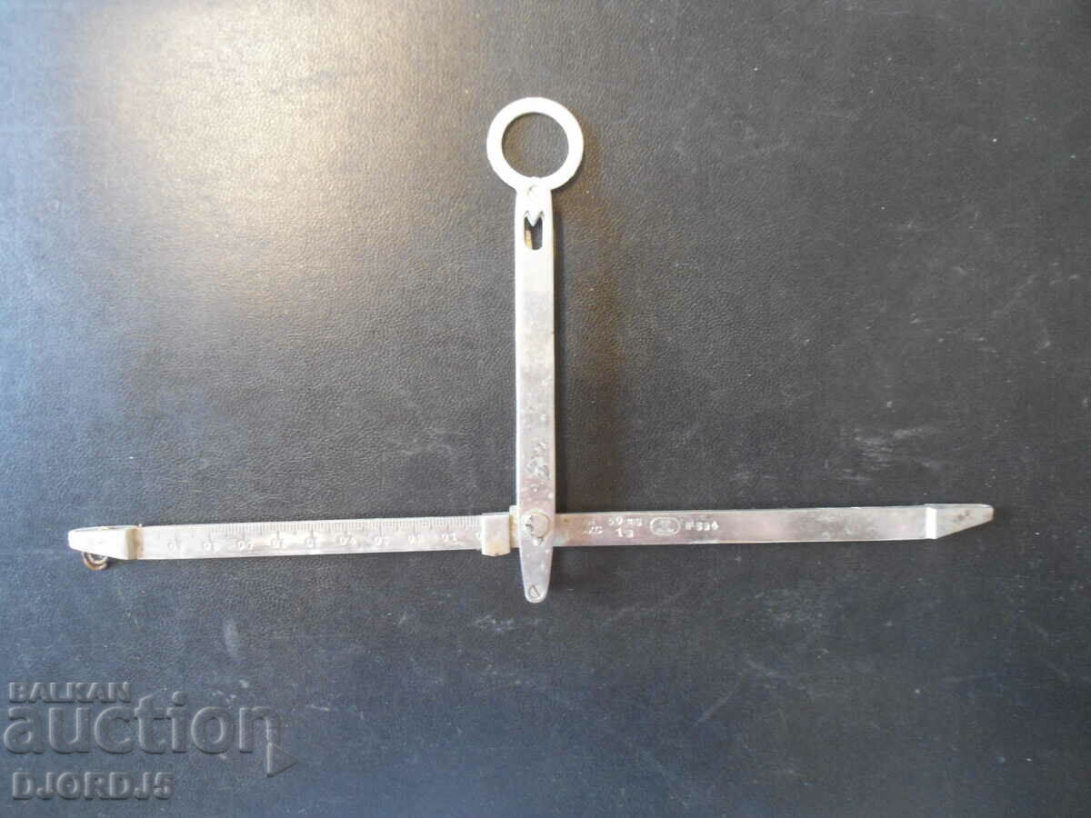Old scale, markings with price 12.00 BGN | € 6.14 Old scale, markings with price 12.00 BGN | € 6.14