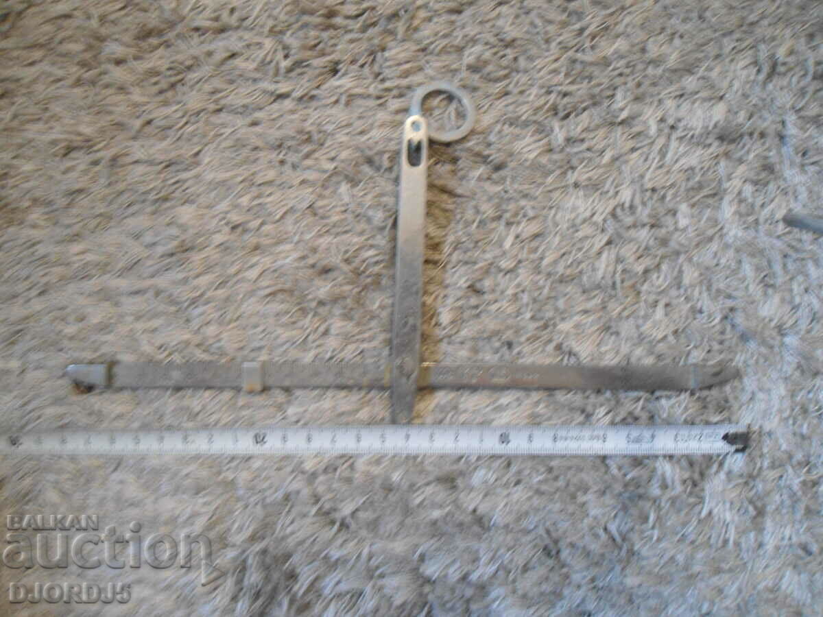 Old scale, markings - 7 Old scale, markings - 7