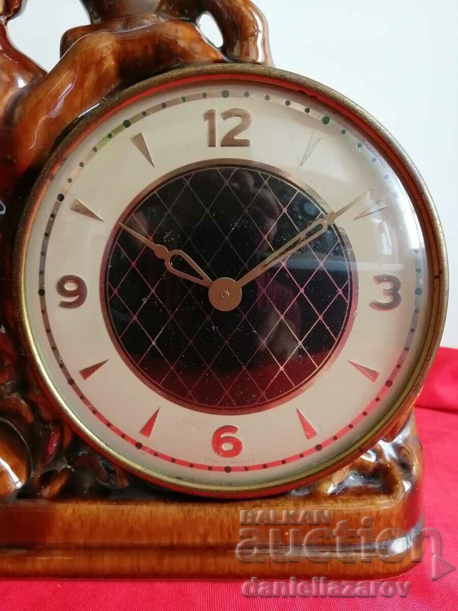 Old German Porcelain Table Clock HORSE with price 120.00 BGN | € 61.36 Old German Porcelain Table Clock HORSE with price 120.00 BGN | € 61.36