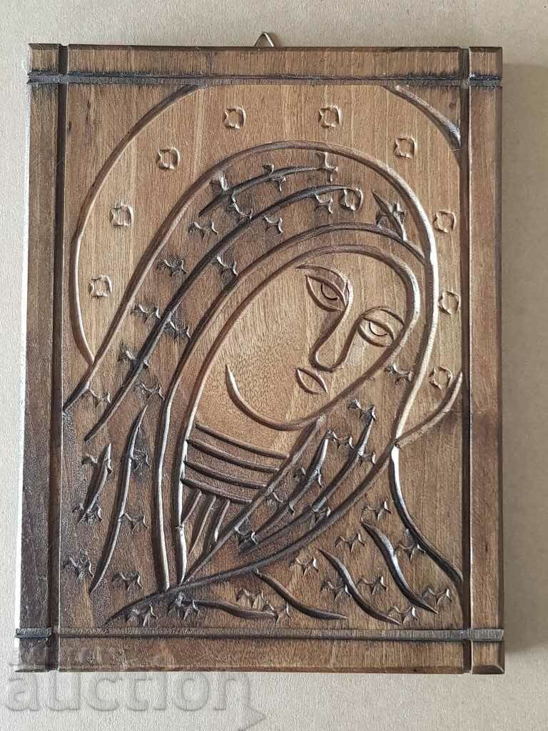 Icoană veche sculptată în lemn cu Fecioara Maria