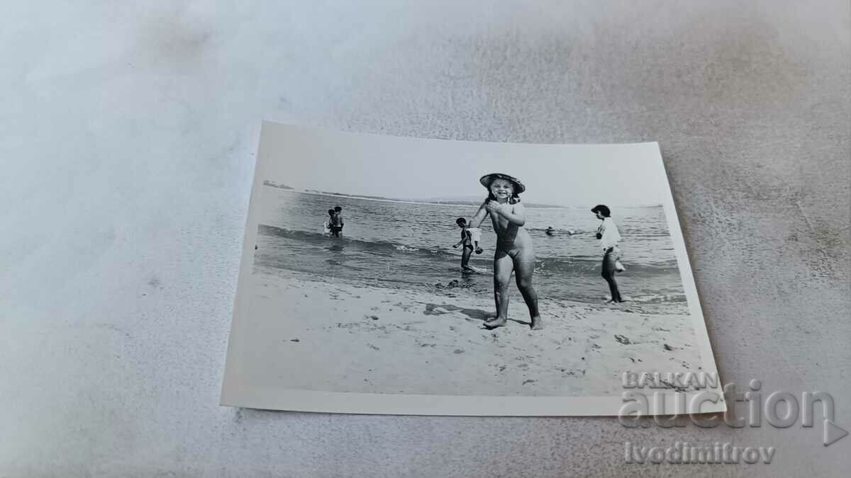 Photo Little girl on the beach