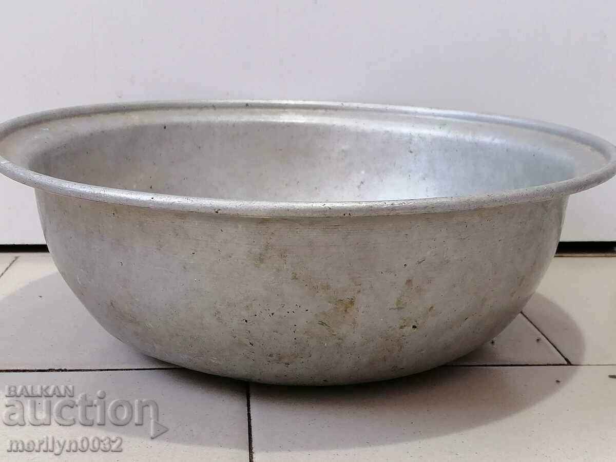 Aluminum bowl, basin, basin with price 33.00 BGN | € 16.87 Aluminum bowl, basin, basin with price 33.00 BGN | € 16.87