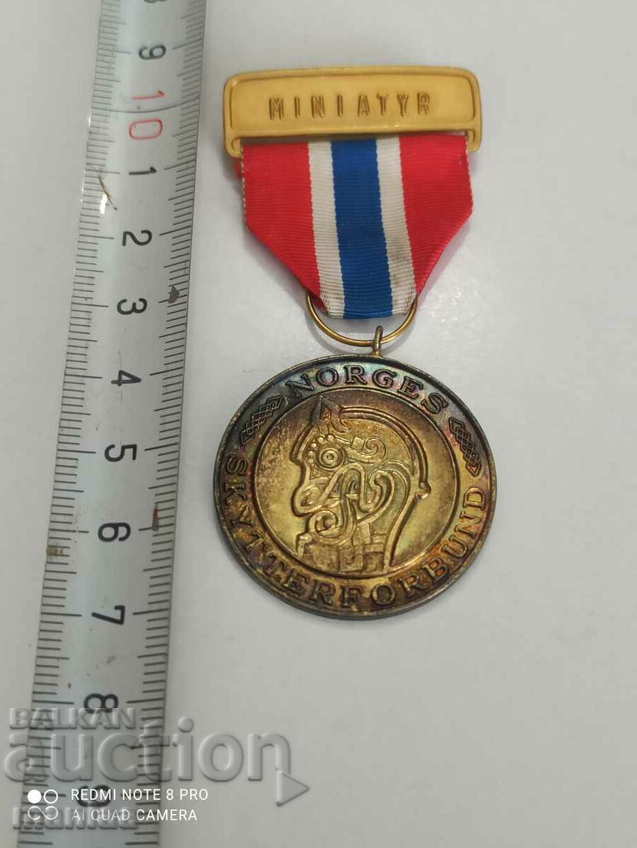Norwegian Silver Medal with Gilt Norwegian Silver Medal with Gilt