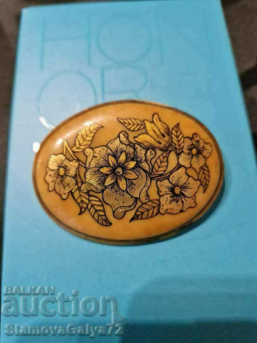 A beautiful large antique French brooch - 5 A beautiful large antique French brooch - 5