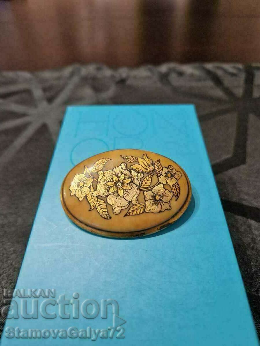 Μια όμορφη μεγάλη γαλλική καρφίτσα αντίκα Μια όμορφη μεγάλη γαλλική καρφίτσα αντίκα