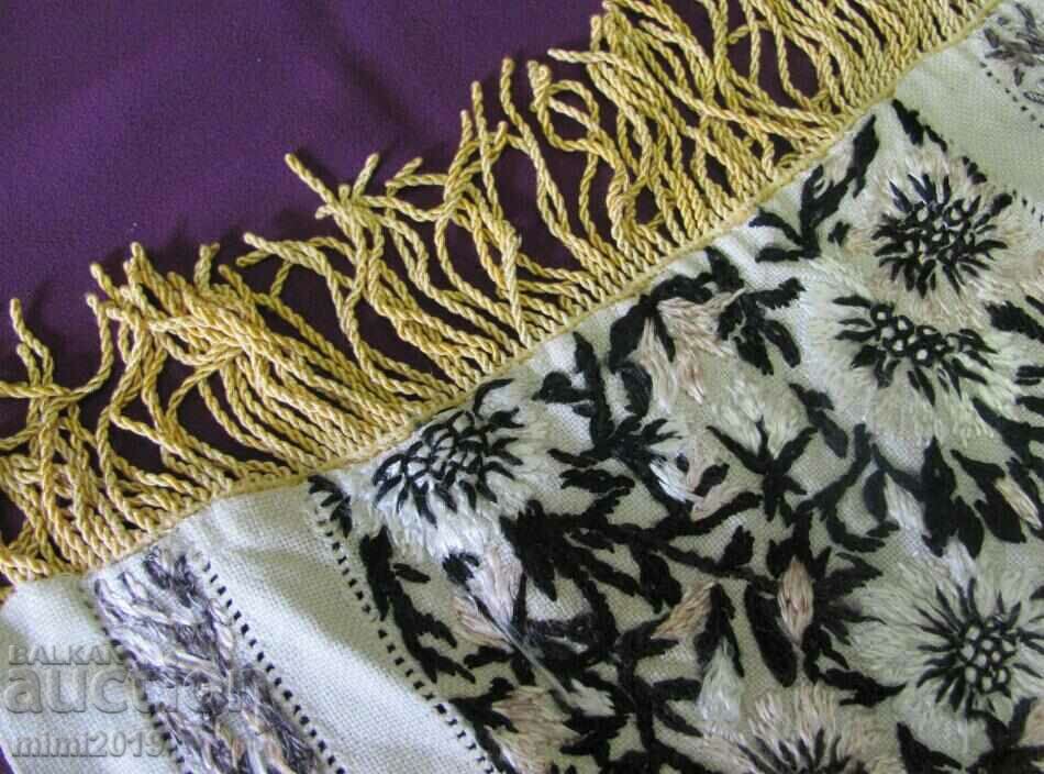 Old Cover, Square hand embroidery - 5 Old Cover, Square hand embroidery - 5