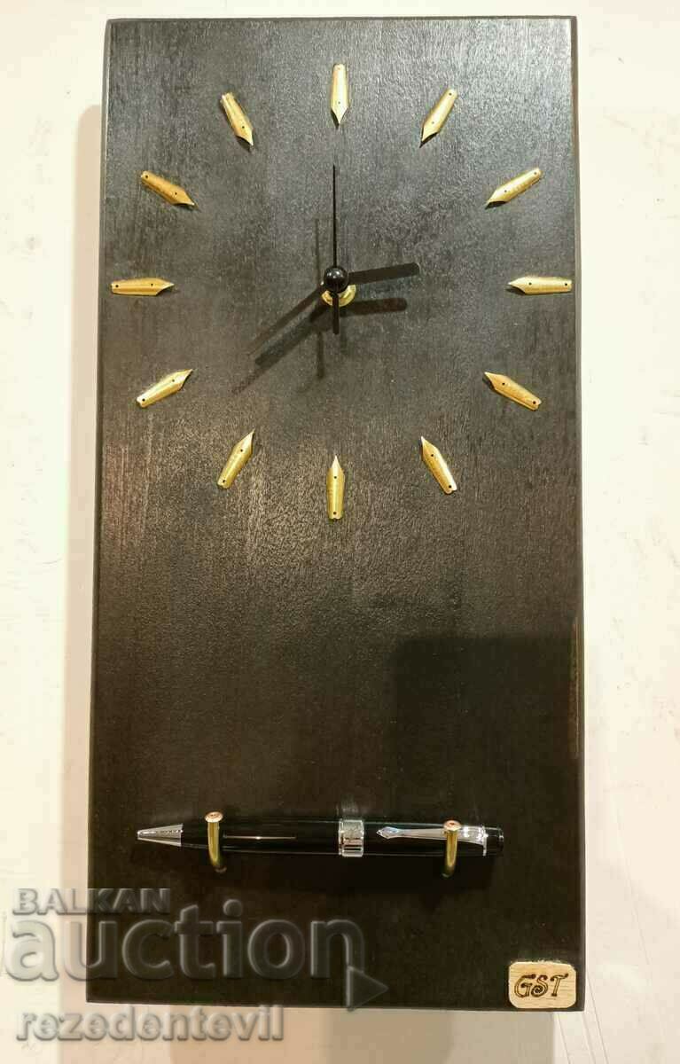 Часовник Стенен Топ Дизайнерски Ръчна изработка Уникат Дърво