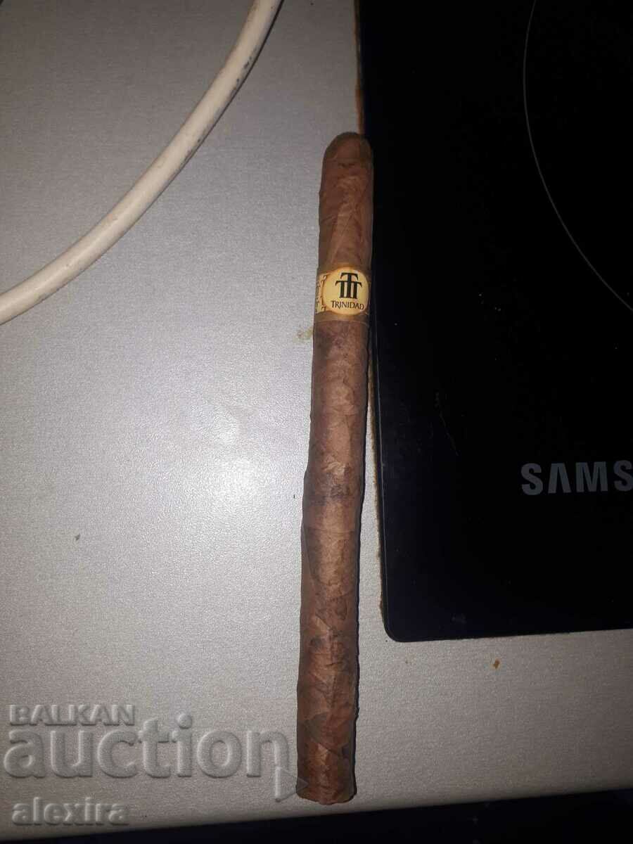 Delivery of collector's Cuban cigar Delivery of collector's Cuban cigar