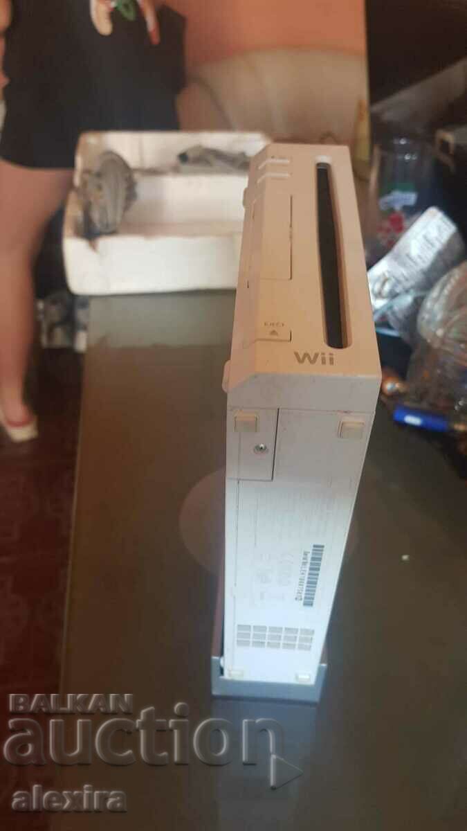 a working Nintendo Wii console with price 89.00 BGN | € 45.50