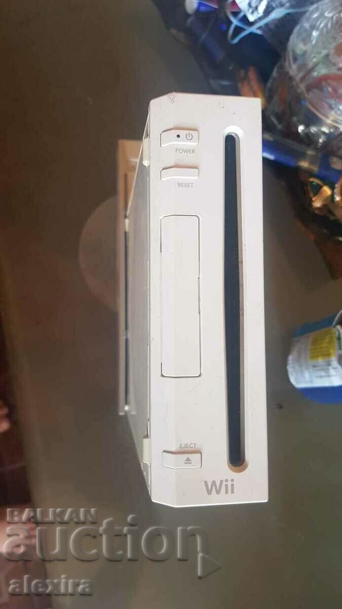 a working Nintendo Wii console - 5