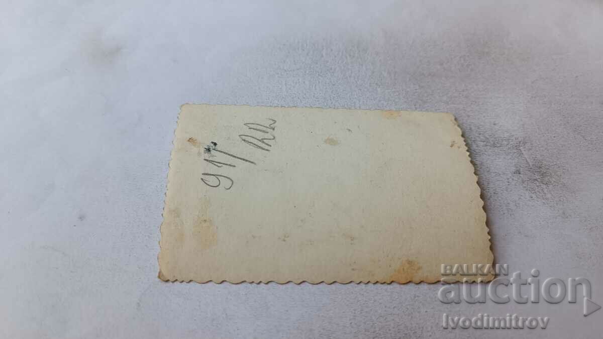 Φωτογραφία Σοφία Δύο νεαρά κορίτσια για μια βόλτα με τιμή 2.45 BGN | € 1.25 Φωτογραφία Σοφία Δύο νεαρά κορίτσια για μια βόλτα με τιμή 2.45 BGN | € 1.25