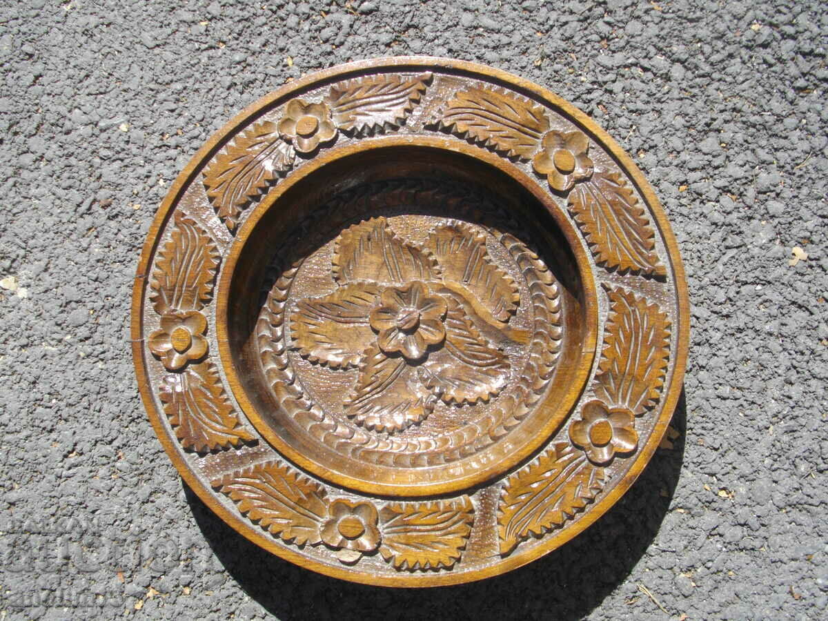 СТАРА ДЪРВЕНА ФРУКТИЕРА ДЪРВОРЕЗБА