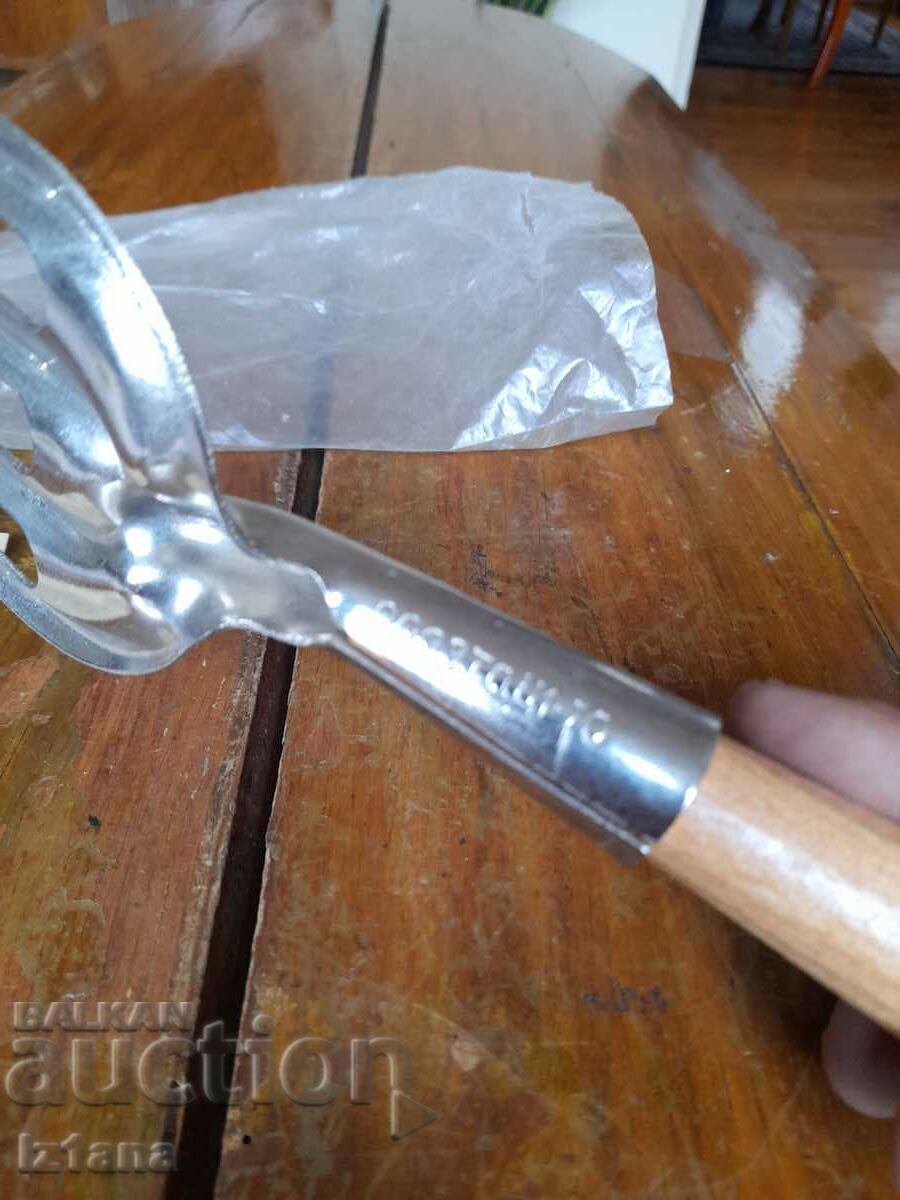 Old florist's and gardening tool - 6 Old florist's and gardening tool - 6