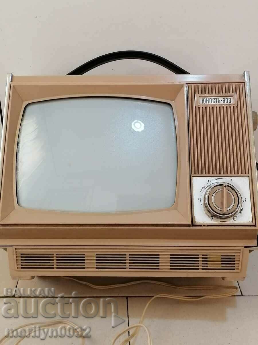 TV Yunost-603 TV set USSR - 6 TV Yunost-603 TV set USSR - 6