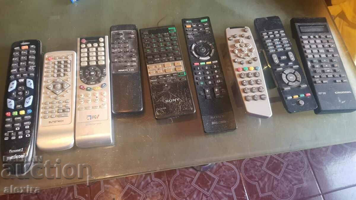 lot of remotes with price 15.00 BGN | € 7.67 lot of remotes with price 15.00 BGN | € 7.67