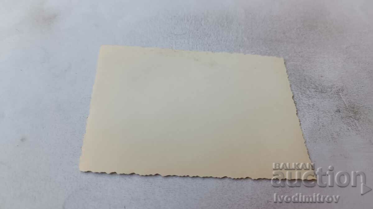 Φωτογραφία Αγόρι στην παραλία με τιμή € 0.84 | 1.64 BGN