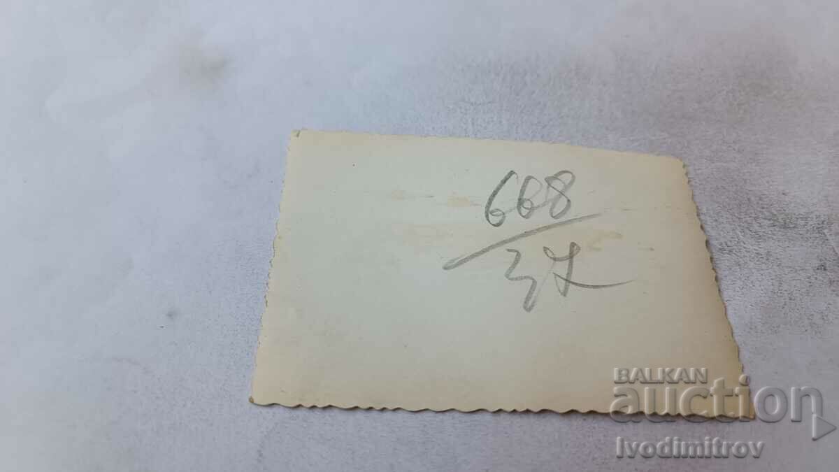 Φωτογραφία Σοφία Ένας νεαρός άνδρας σε έναν περίπατο με τιμή 1.85 BGN | € 0.95