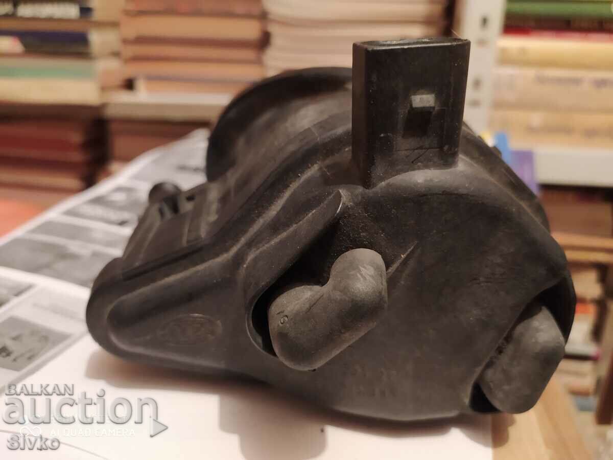 Auction  Car headlight