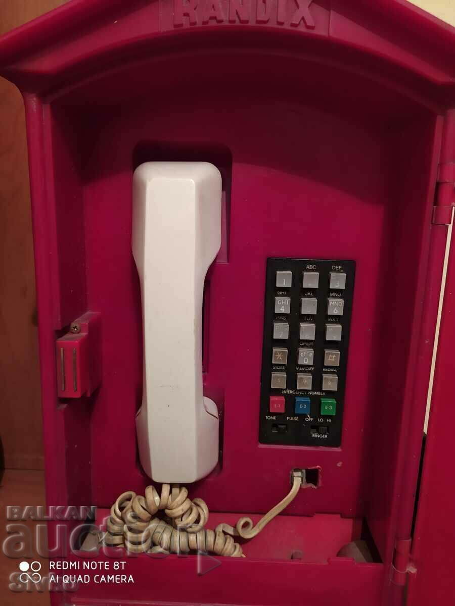 Unic, singur, telefon stradal pentru legătura cu pompierii - 5