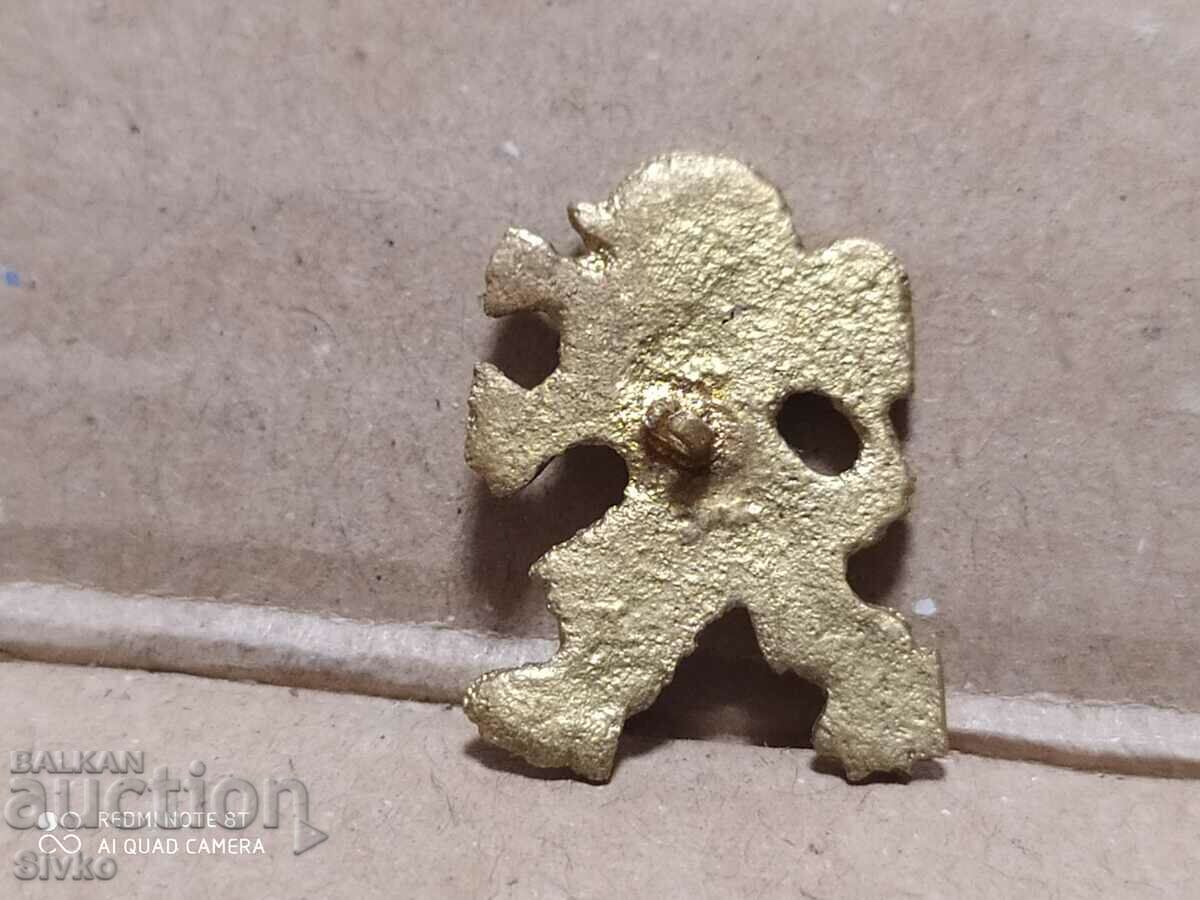 Auction Lion cockade Auction Lion cockade