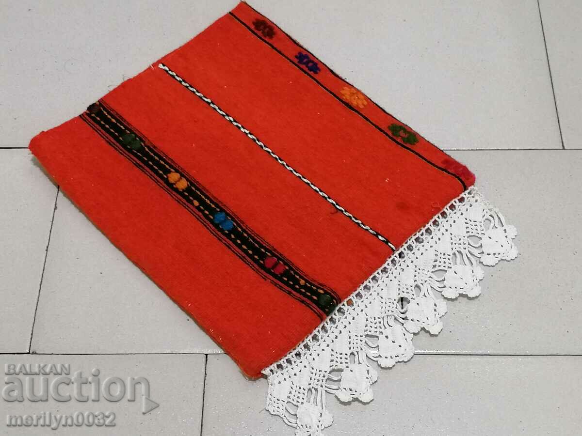 O pungă veche, învelită de mână, cu pungă cu preț 69.00 BGN | € 35.28