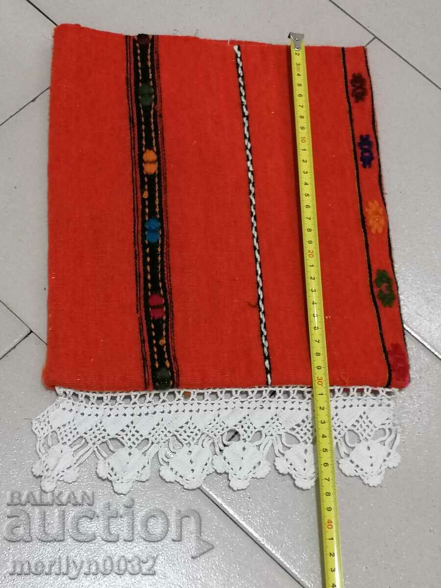 Licitație O pungă veche, învelită de mână, cu pungă