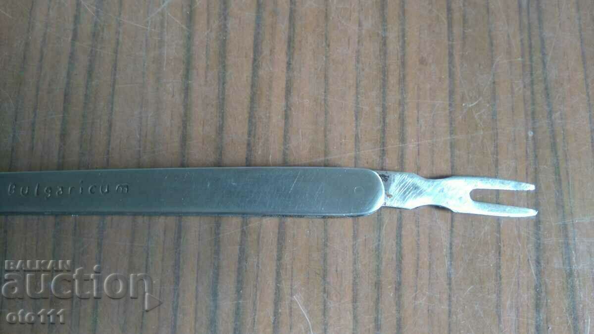 Auction  OLD TASTING KNIFE