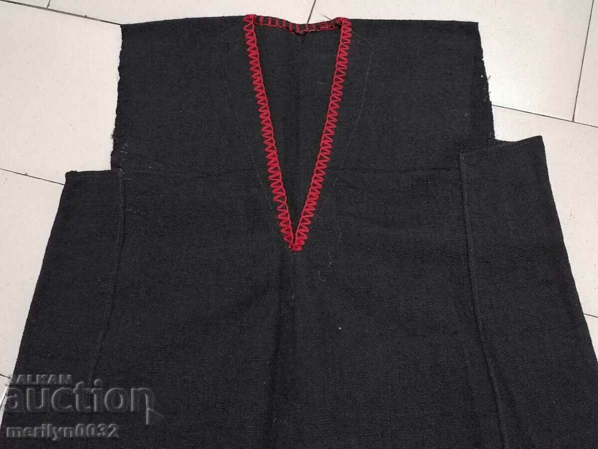 Old women's clothman with hand embroidery chaise longue dress, with price € 99.23 | 194.08 BGN Old women's clothman with hand embroidery chaise longue dress, with price € 99.23 | 194.08 BGN