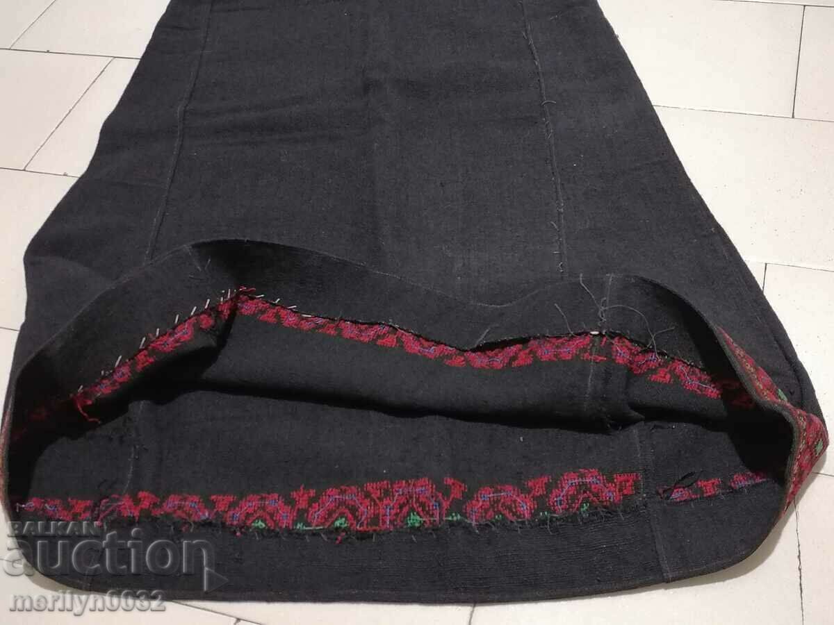 Old women's clothman with hand embroidery chaise longue dress, - 7 Old women's clothman with hand embroidery chaise longue dress, - 7