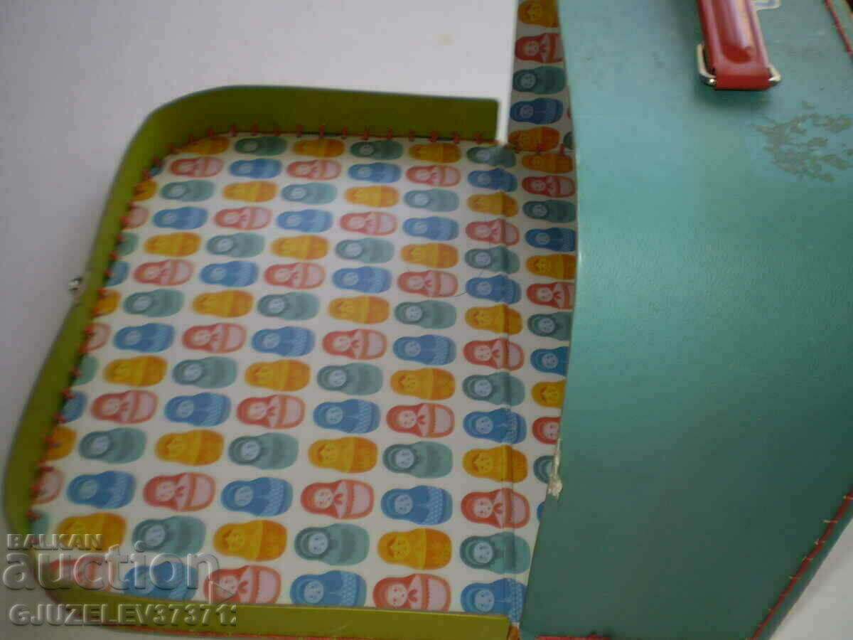 Retro matryoshka cardboard suitcase - 7 Retro matryoshka cardboard suitcase - 7