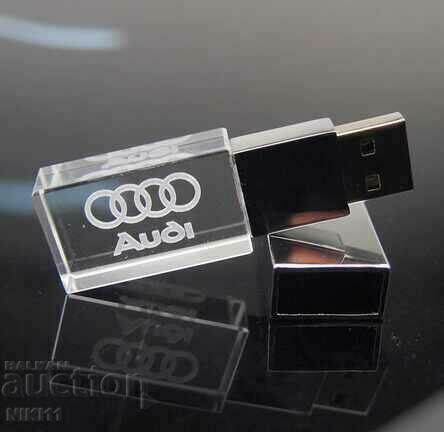 32 GB Bliț luminos Audi, Audi cu preț 25.00 BGN | € 12.78