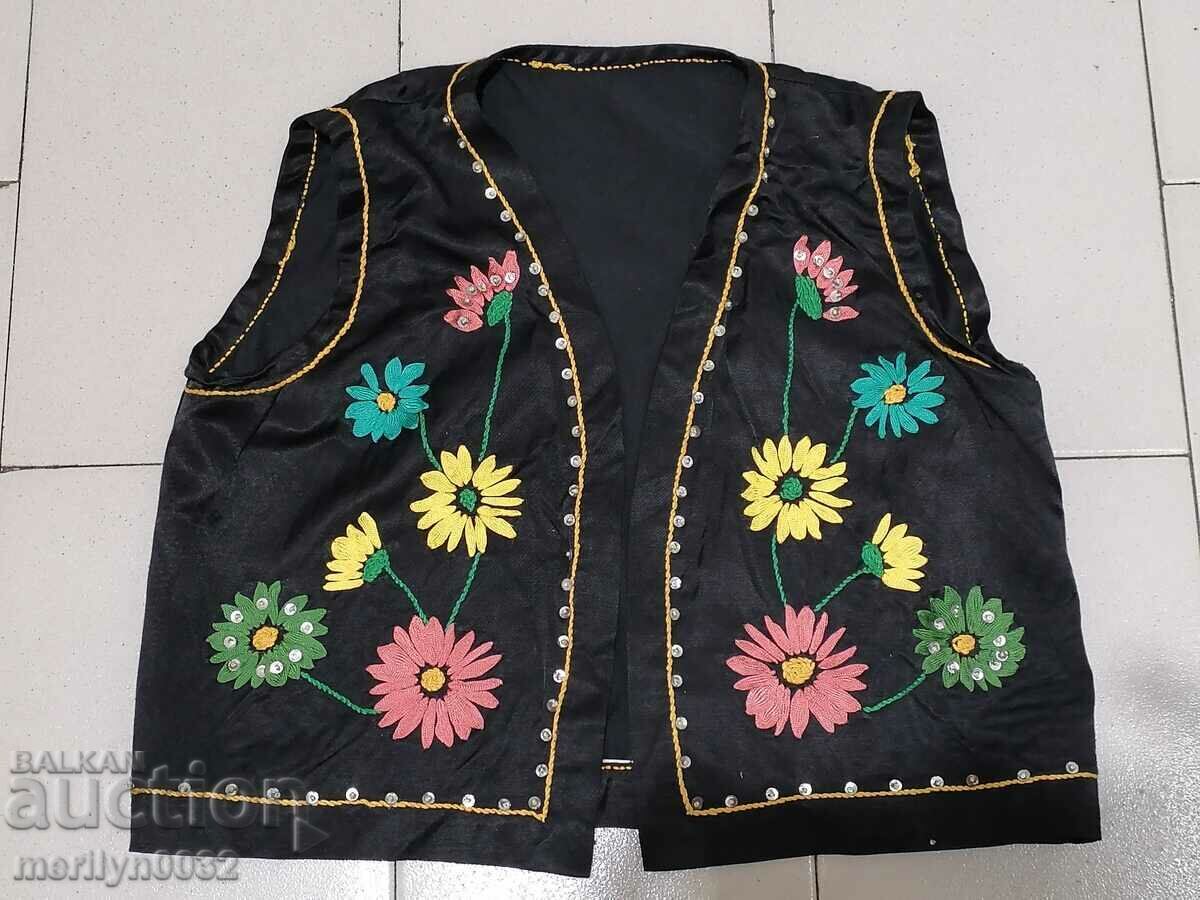 Vestă pentru copii, vestă veche cu costume brodate - 7