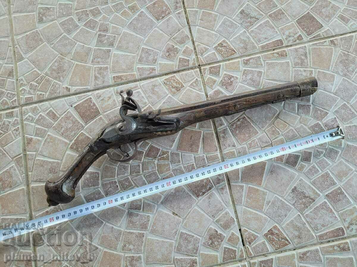 gun, pishtov, flint, euzalia gun, pishtov, flint, euzalia