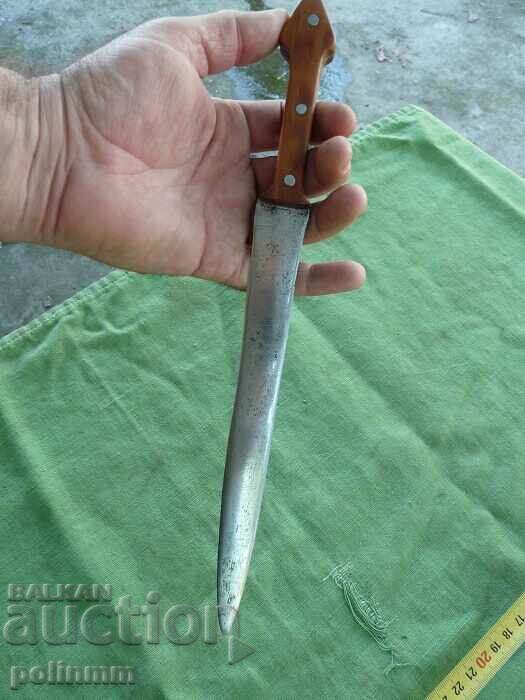 Auction  Buggy Dagger