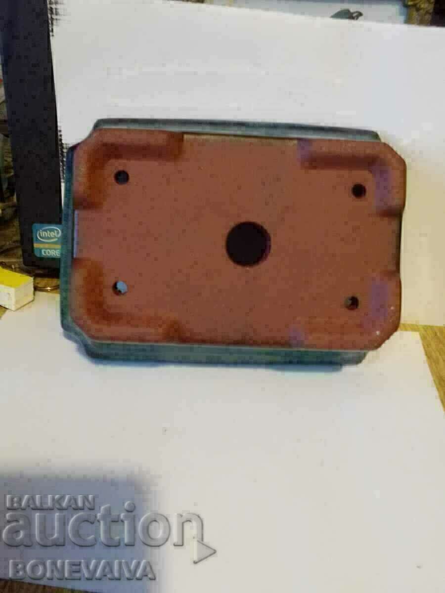 container pot for cactus succulent bonsai ceramic glaze with price 30.00 BGN | € 15.34 container pot for cactus succulent bonsai ceramic glaze with price 30.00 BGN | € 15.34