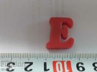 Magnet letter E