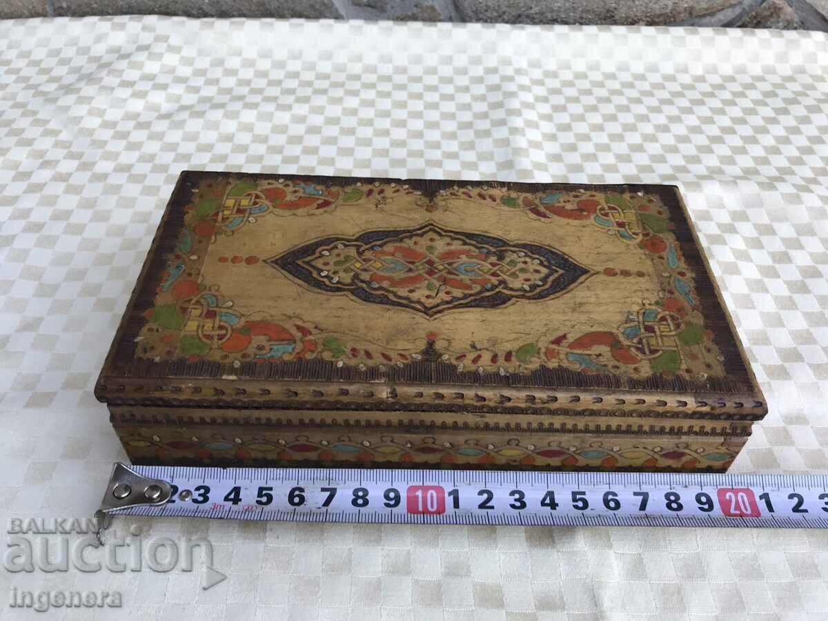 Delivery of WOOD ANTIQUE CIGARETTE BOX PYROGRAPH DRAWING Delivery of WOOD ANTIQUE CIGARETTE BOX PYROGRAPH DRAWING