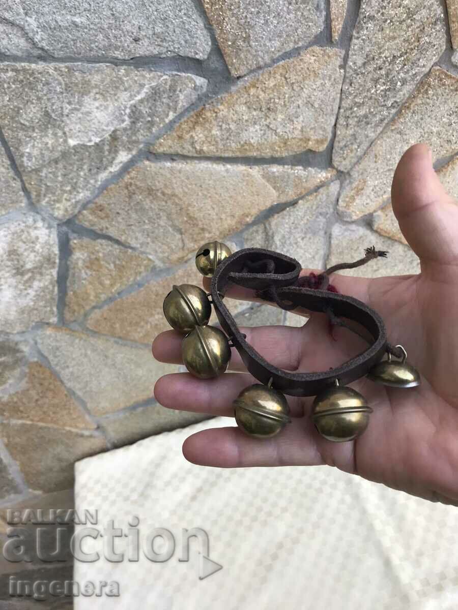 CAMBANK SMALL ON A STRAP 5 PCS. CHAN BOY BRASS - 6 CAMBANK SMALL ON A STRAP 5 PCS. CHAN BOY BRASS - 6