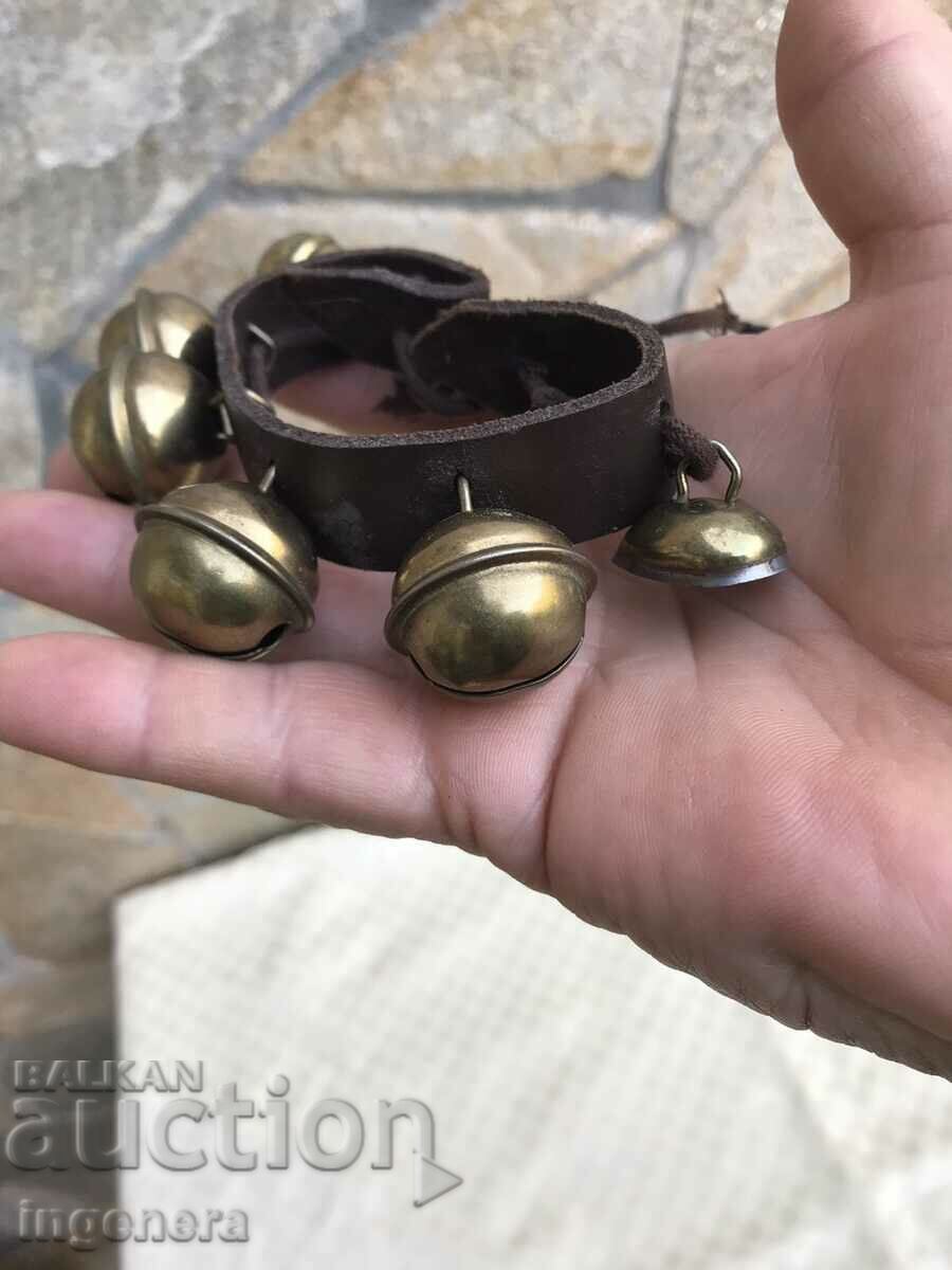 CAMBANK SMALL ON A STRAP 5 PCS. CHAN BOY BRASS - 7 CAMBANK SMALL ON A STRAP 5 PCS. CHAN BOY BRASS - 7