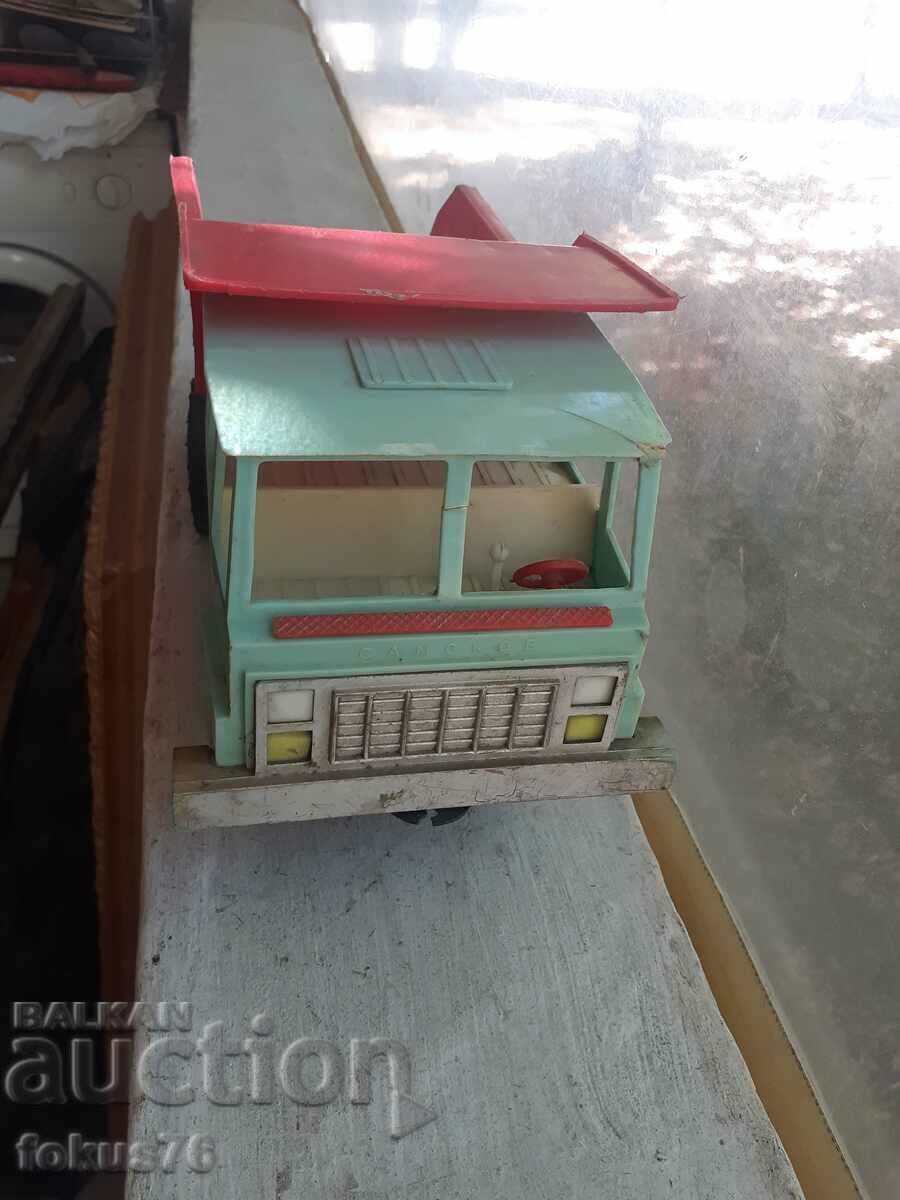 Collector's social Bulgarian truck Samokov with price 90.00 BGN | € 46.02 Collector's social Bulgarian truck Samokov with price 90.00 BGN | € 46.02