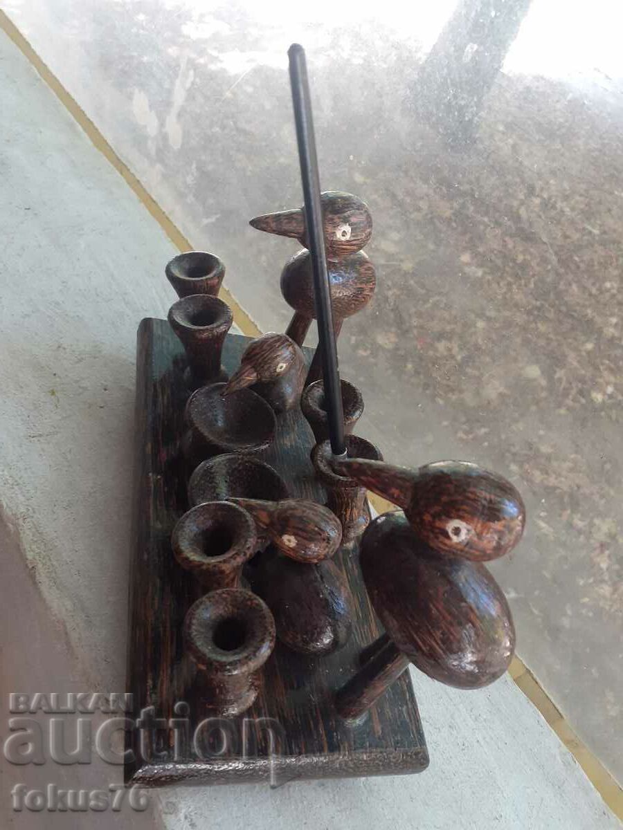 Delivery of Interesting wooden inkwell with chicks